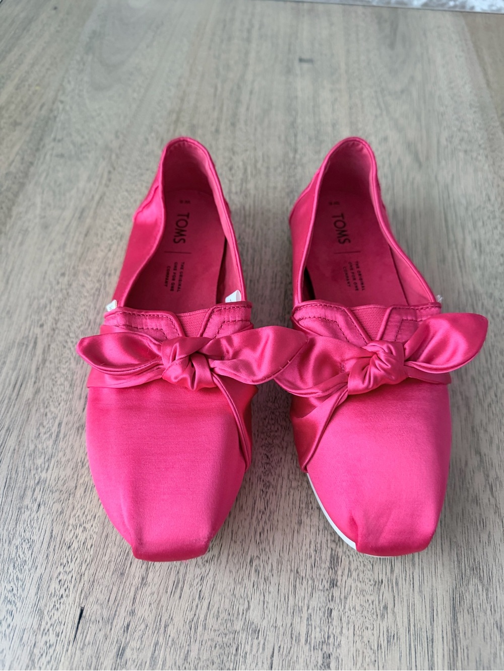 TOMS Lava Satin Bow  Women's Classics Slip-on Shoes In Red 6